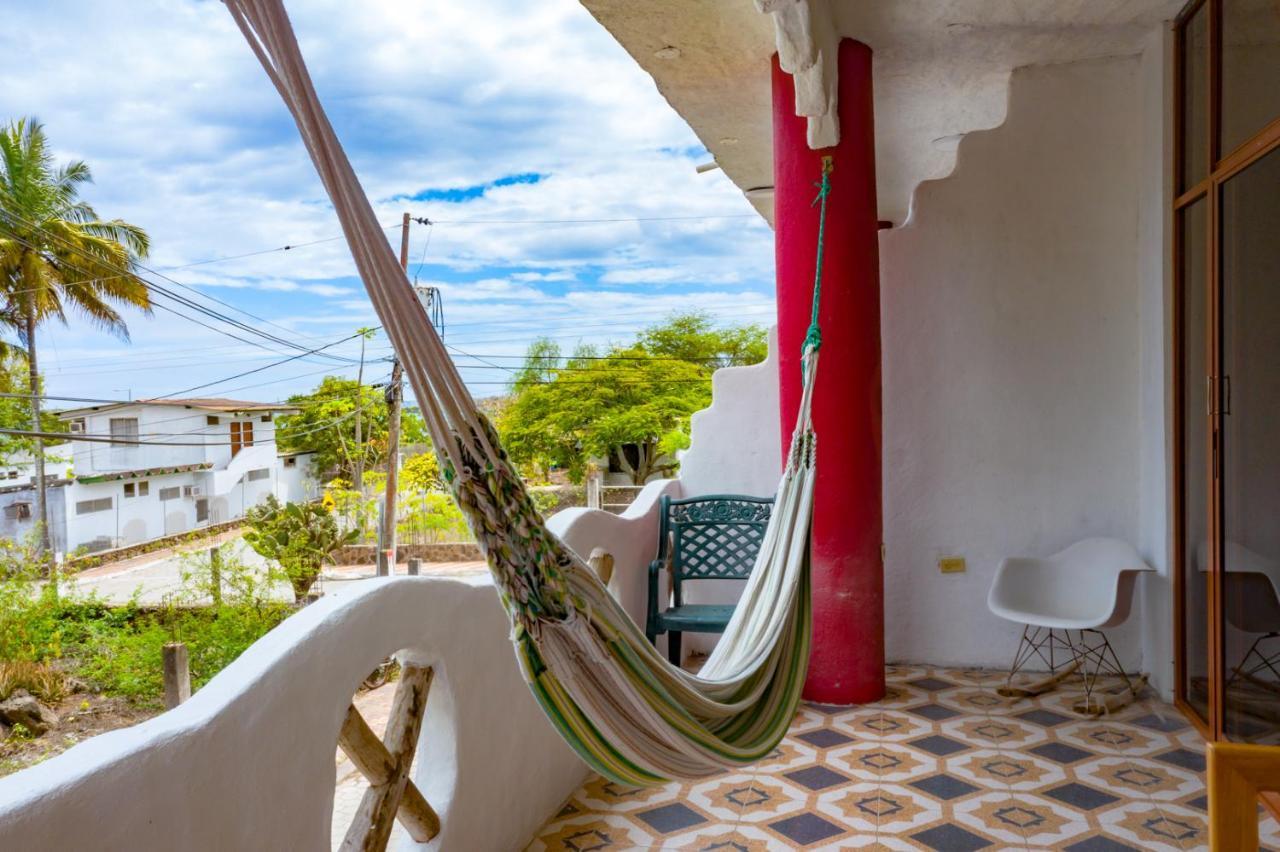 Royal Galapagos Inn بويرتو بكويريزو مورينو المظهر الخارجي الصورة