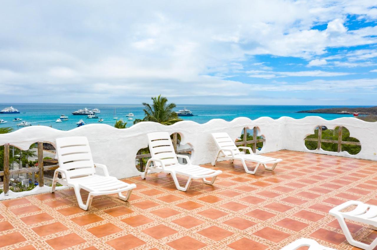 Royal Galapagos Inn بويرتو بكويريزو مورينو المظهر الخارجي الصورة